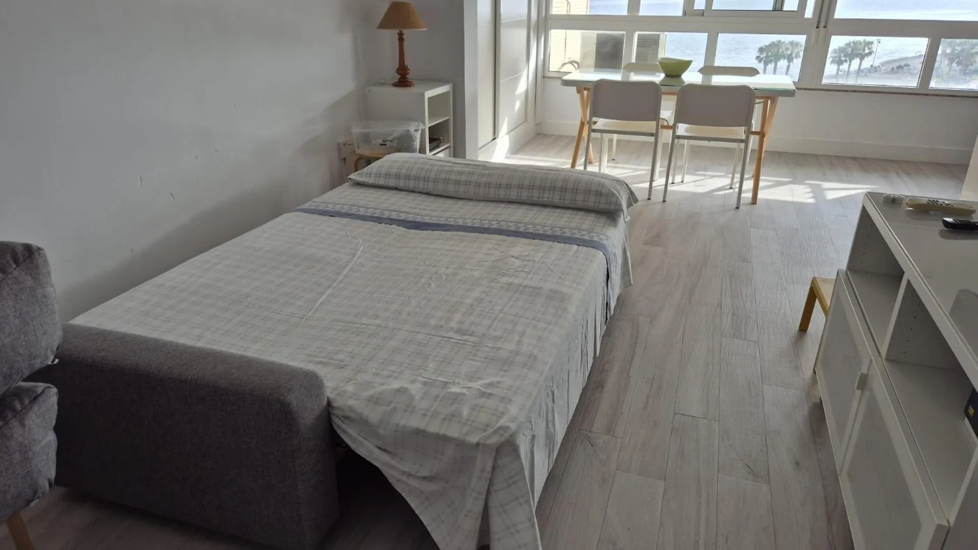 Apartamento Frente Al Mar Algarrobo Costa
